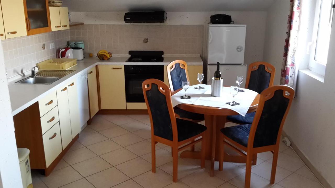 Ferienhaus Vesna Виньерац Экстерьер фото